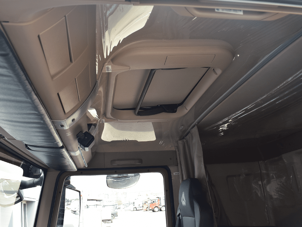 Шторный фургон на шасси Howo T5G